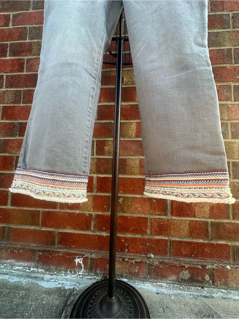 Democracy Jeans Cropped Embroidered Hem Jeans BOHO Festival Coastal Ankle Denim - Picture 5 of 16